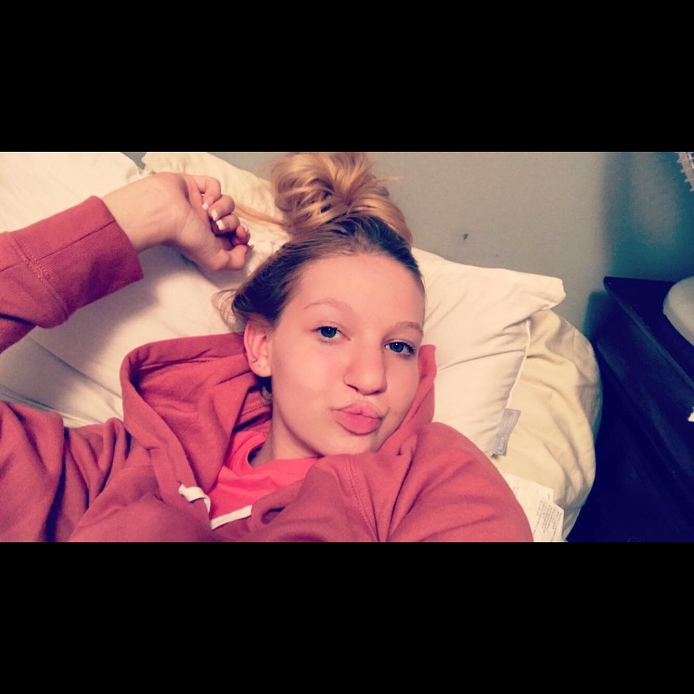 Meet your Posher, Sara